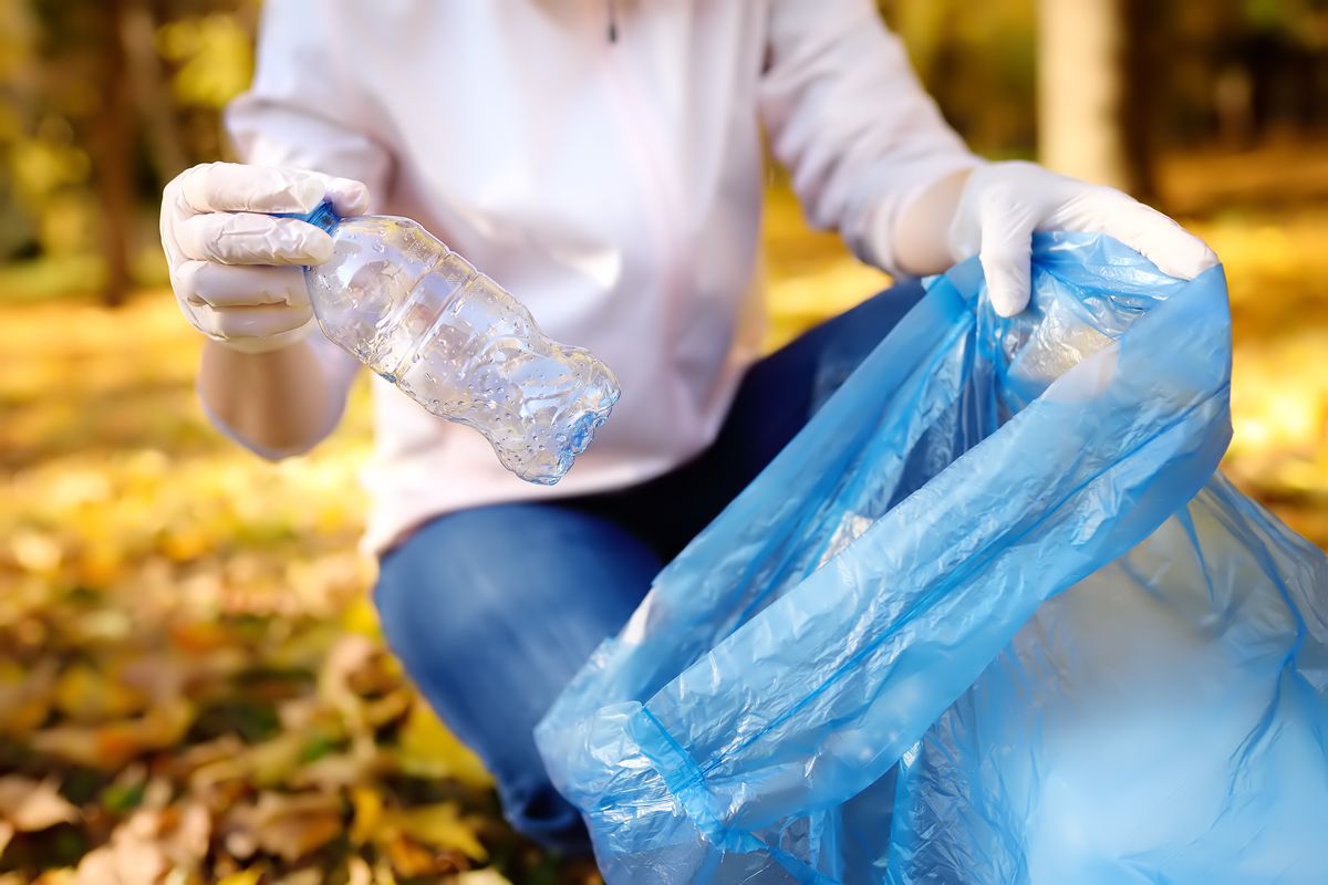 Зачем перерабатывать пластиковые бутылки?