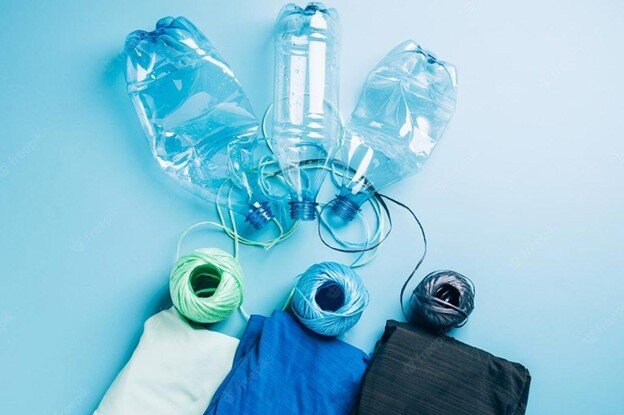 Переработка пластиковых бутылок vs. переработка текстиля. 