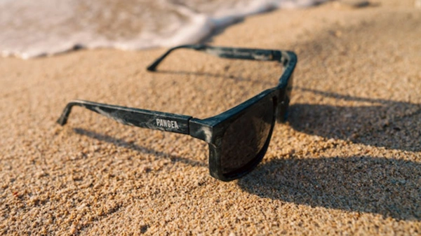 Океанический пластик – в солнечные очки. 
